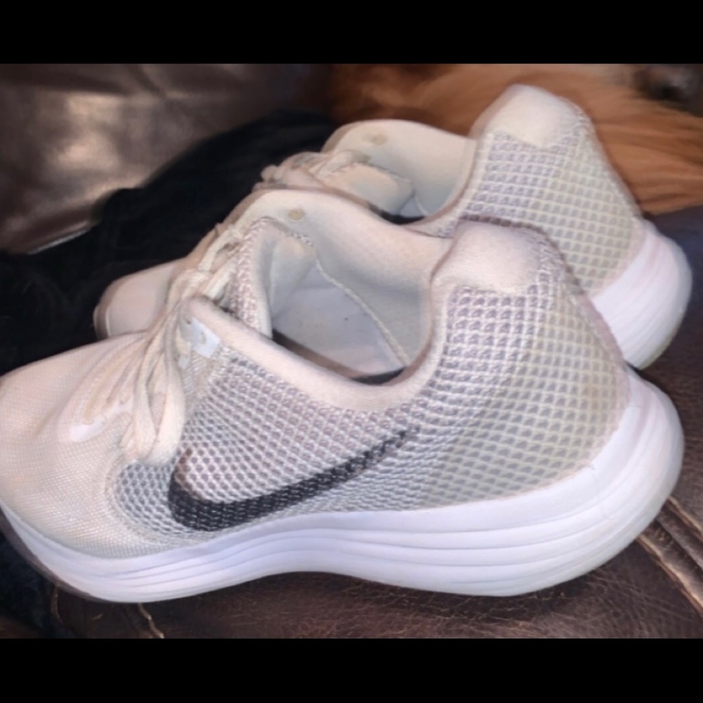 Nike Revolution 3 Tennis Shoes